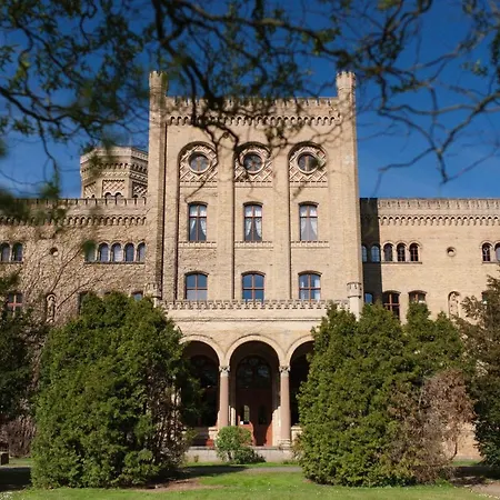 Schloss 3* Neetzow