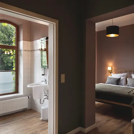 Hotel Schloss Neetzow 3* Neetzow