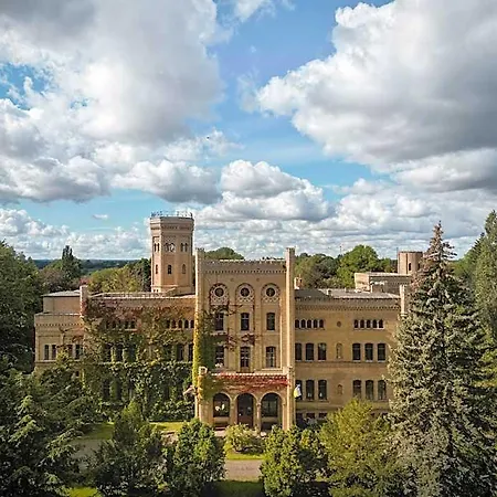 Schloss 3* Neetzow